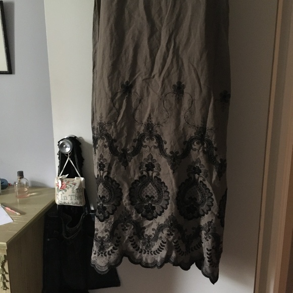 ESKANDAR Visone Tan-Taupe Linen Embroidered Scallop Hem Dress 0 - Picture 5 of 10